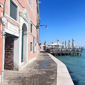 Guggenheim Luxury By Bricola Venise